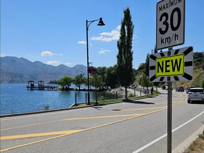Gellatly-Road-speed-limit-sign.png